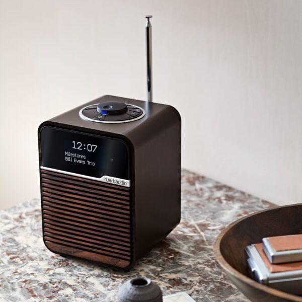 R1 Mk4 DAB Radio med Bluetooth