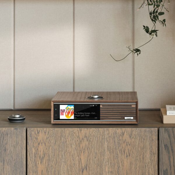 R710 Forsterker med CD og Internettradio - Walnut